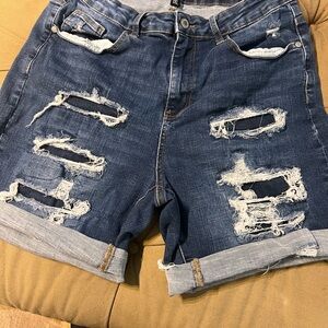 Judy Blues size 14 shorts